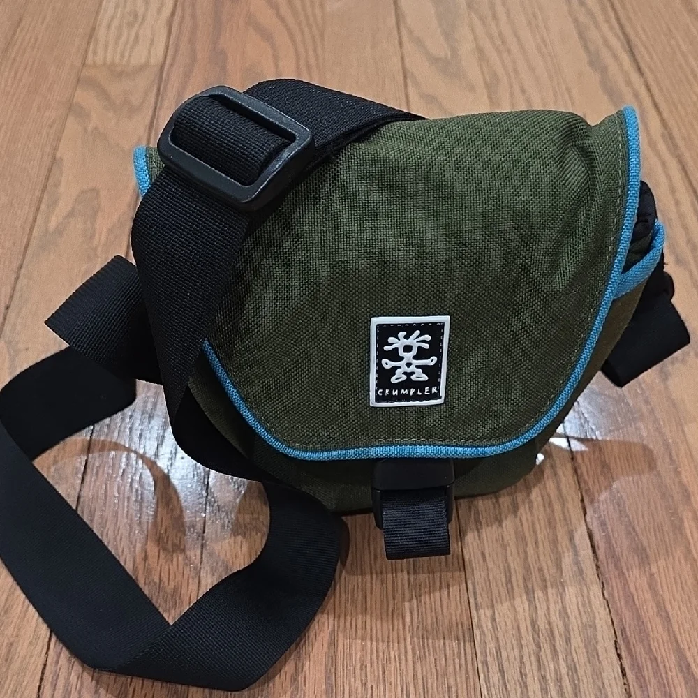 Crumpler Olive Green Compact Shoulder Bag with Blue Trim